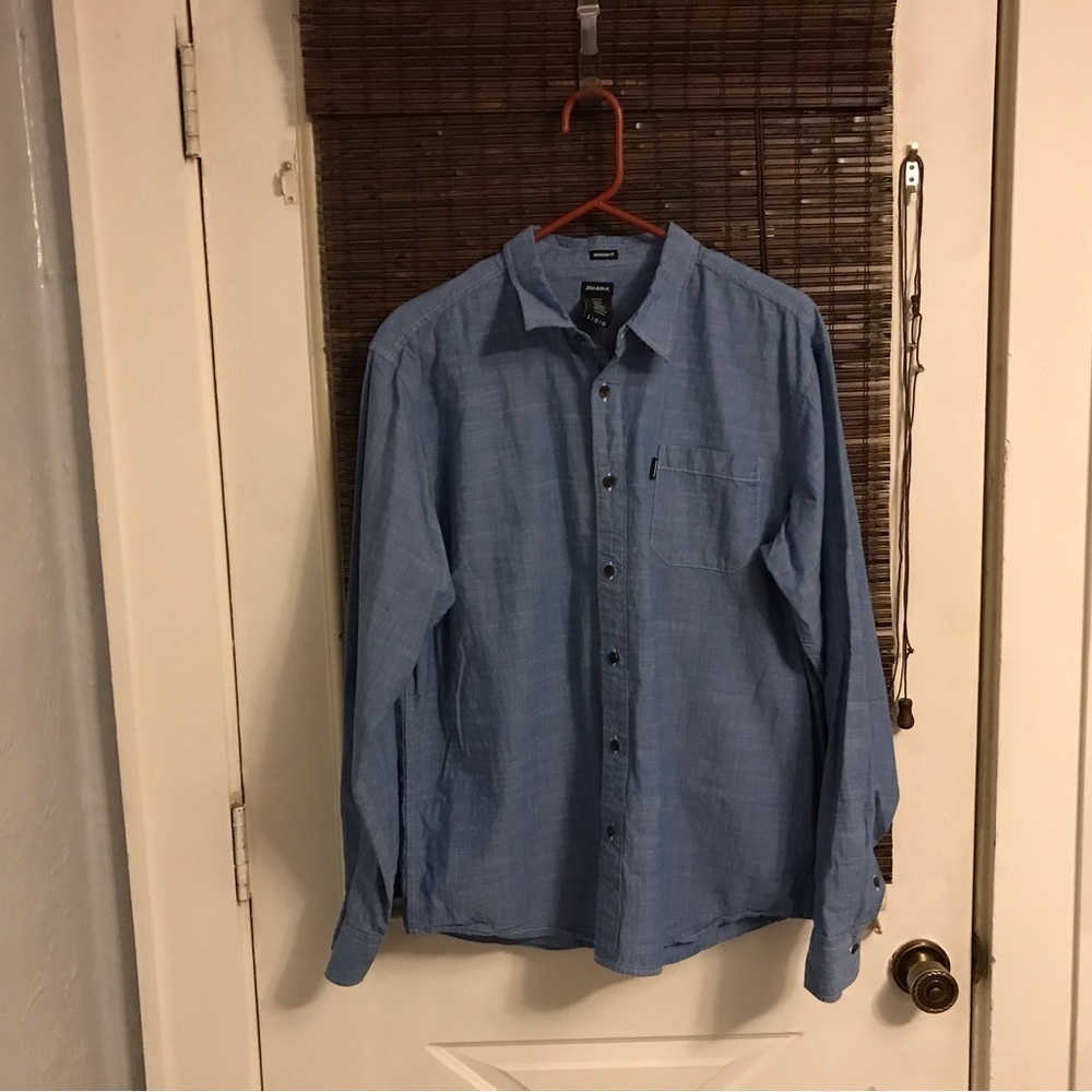 Dickies  Modern Fit Denium Button Down Shirt
